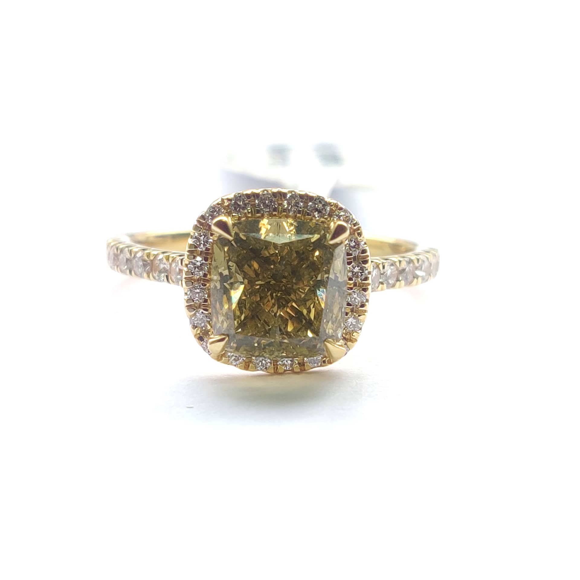 2.50 CARAT CUSHION AND ROUND DIAMOND HALO ENGAGEMENT RING, 18K YELLOW GOLD