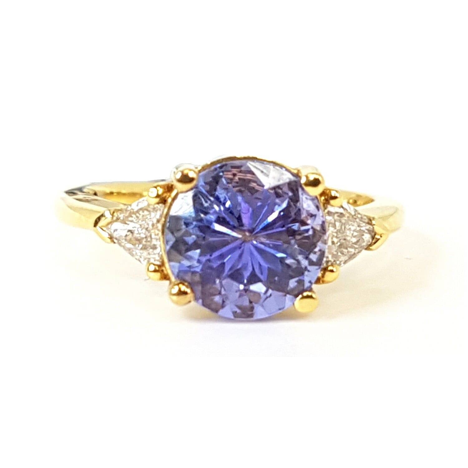 3.50 Ct Round Shape Tanzanite And Diamond Ring In 18k Yellow Gold