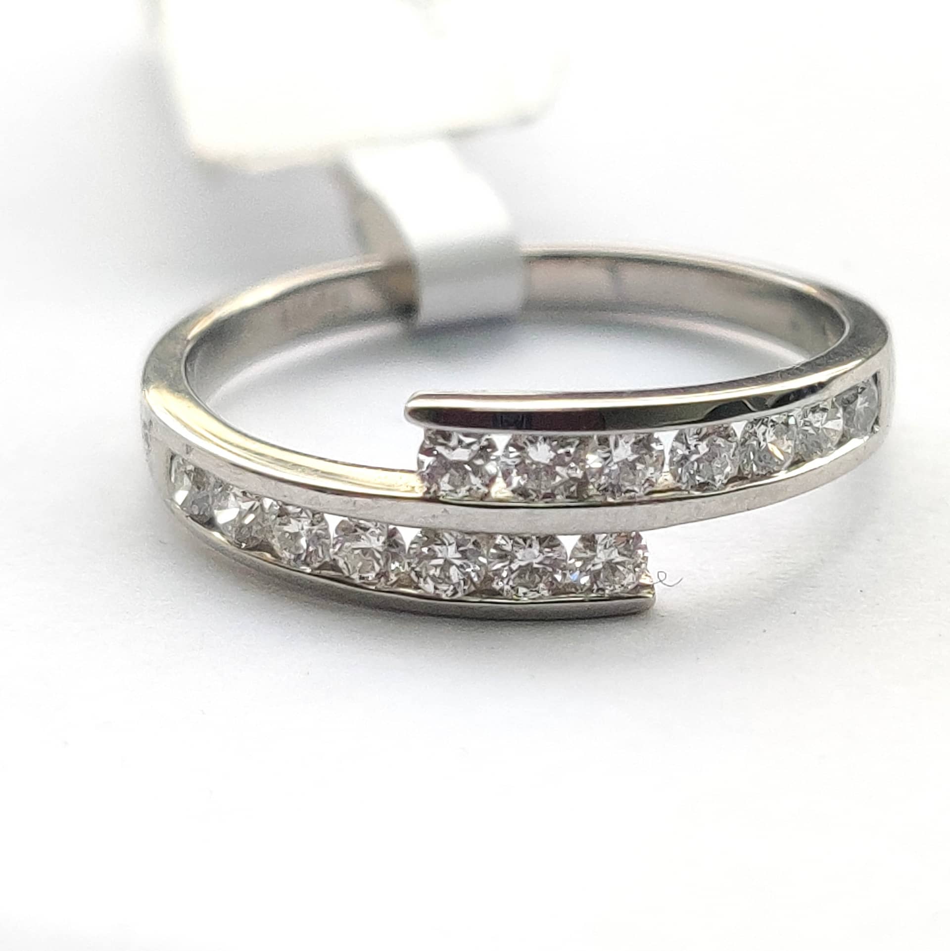 F/VS 0.50 Ct Natural Diamond Channel Set Twisted Half Eternity Ring, Platinum Diamond Ring