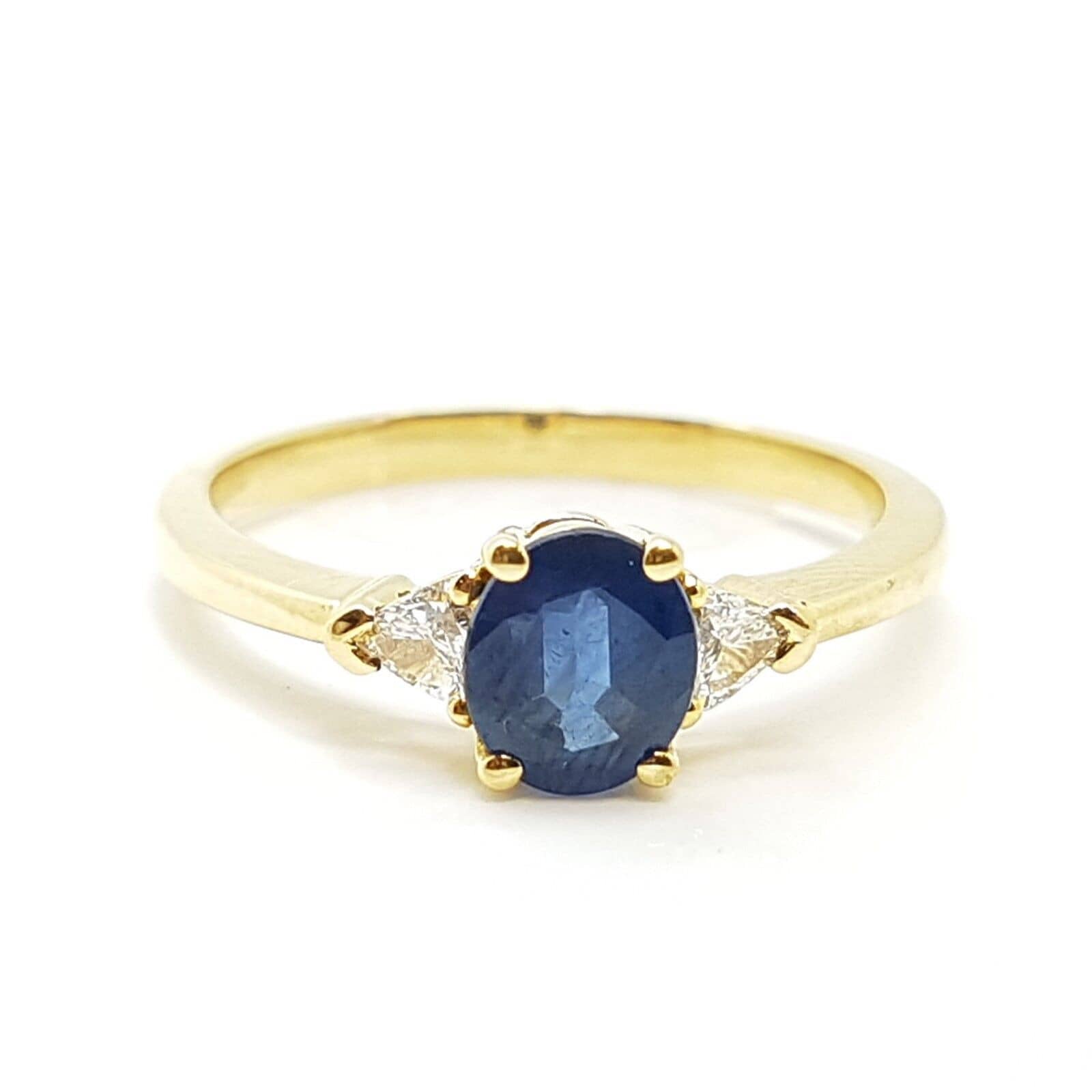 1.00 Ct Oval Cut Sapphire And Trillion Diamond Ring In 18k Yellow Gold