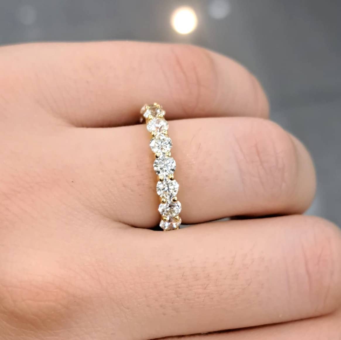 Natural Round Diamond Claw Set Full Eternity Ring 3.40CT F/VS In 18k Yellow Gold
