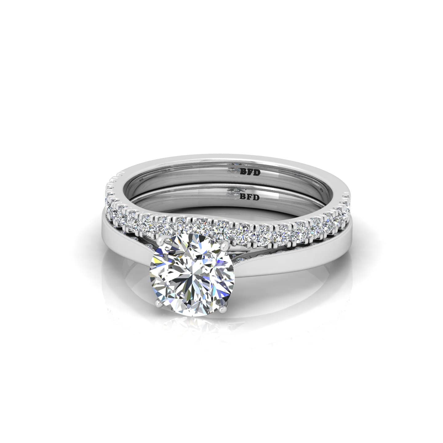ROUND DIAMOND ENGAGEMENT RING WITH COUPLE BAND