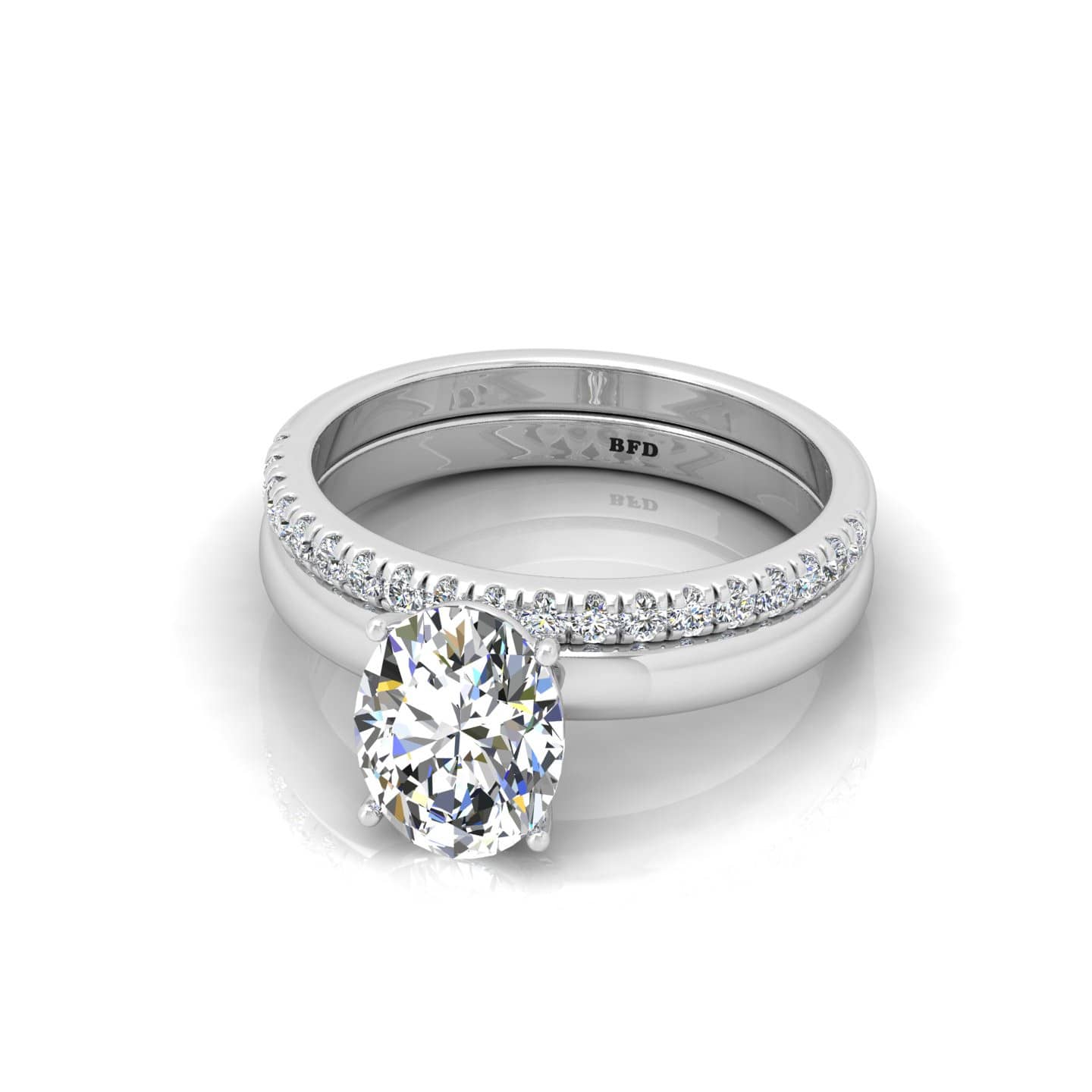 Classic Oval Diamond Solitaire Ring With Wedding Band
