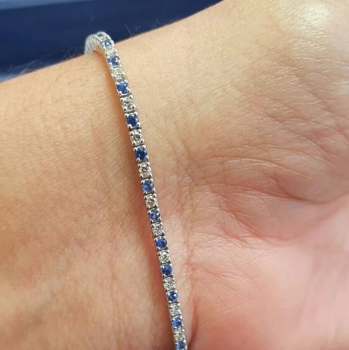 2.50 Ct Natural Round Blue Sapphire And Diamond Tennis Bracelet In White Gold