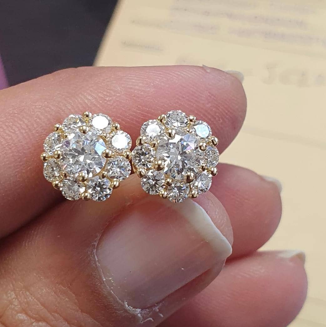 2.00 Carat Natural Round Diamond Cluster Earrings In 18k Yellow Gold