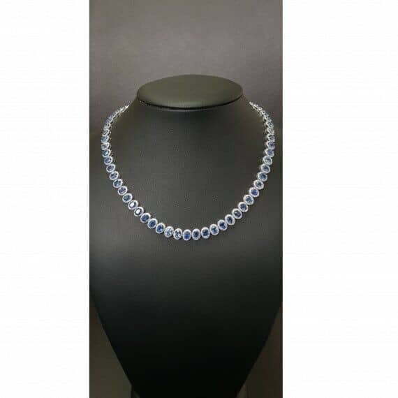 46.06 CARAT100% NATURAL SAPPHIRE AND ROUND DIAMOND HALO NACKLECE IN HALLMARKED 18K WHITE GOLD