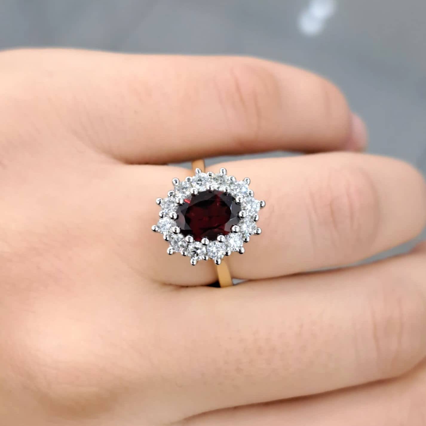 SPECIALLY FOR HER..! 1.50 CARAT GARNET AND DIAMOND CLUSTER ENGAGEMENT RING