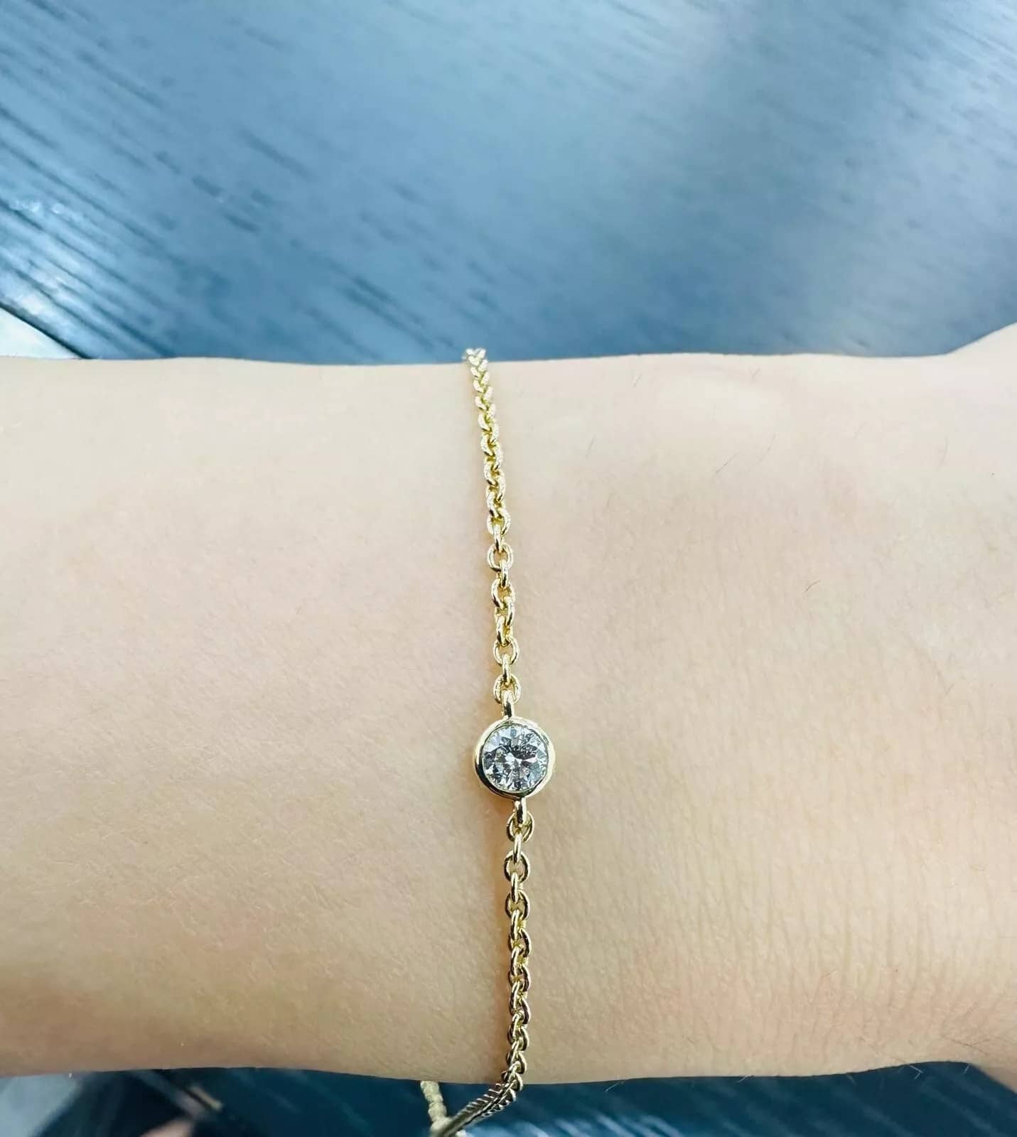 0.15CT, Natural D-E/VS Round Diamond Bezel Set Chain Bracelet In 18k Yellow Gold