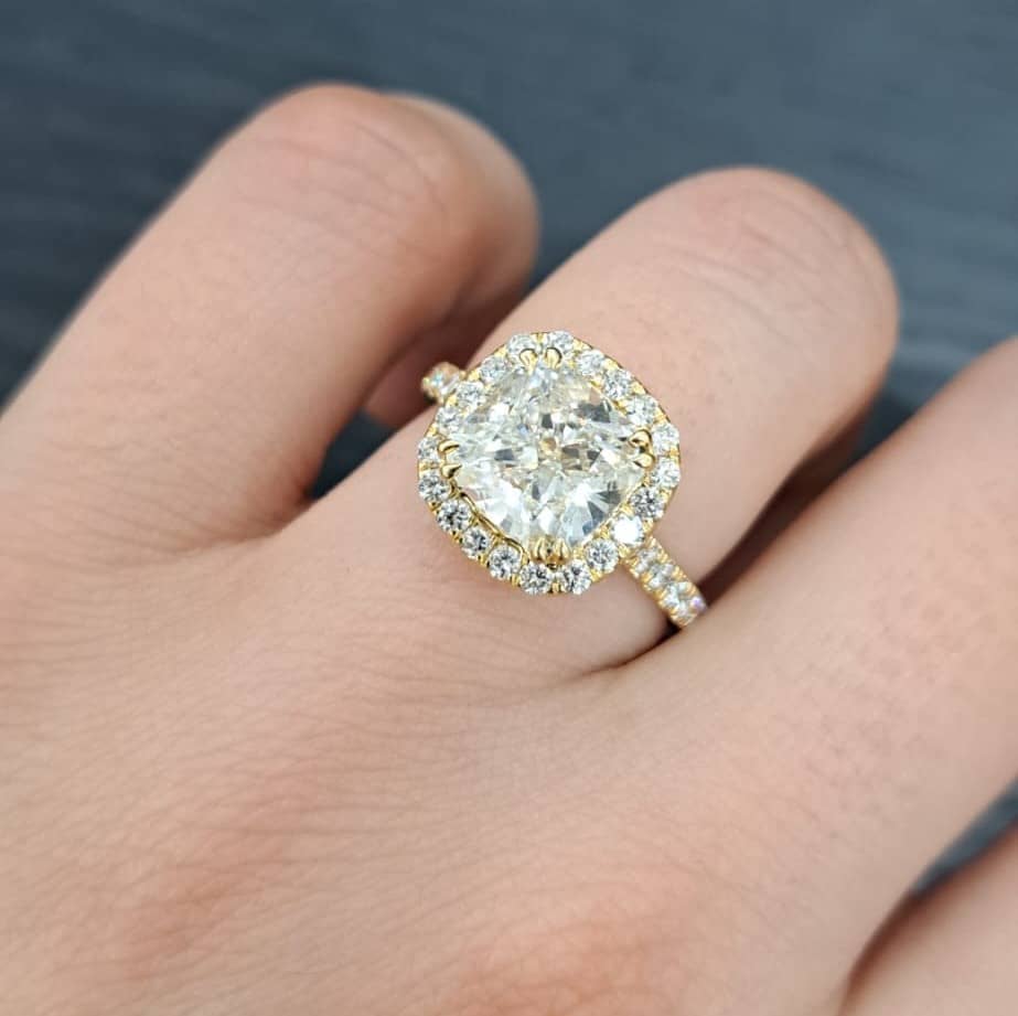 Gia Certified 1.50Ct F/SI1 Natural Cushion Diamond Halo Engagement Ring In 18K Yellow Gold