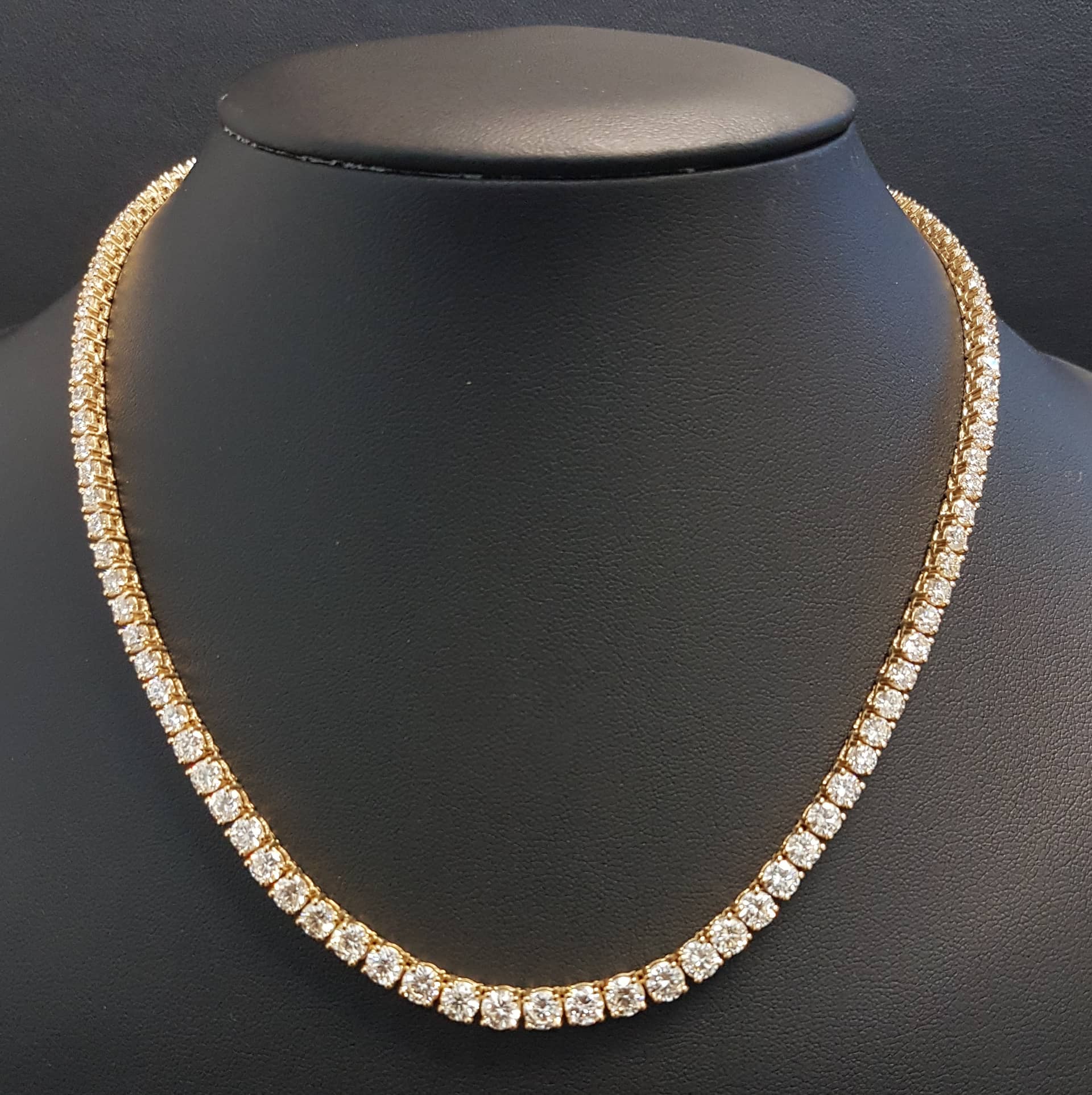 Christmas sale 18.23ct National Round Diamond Tennis Necklace in 18k Yellow Gold
