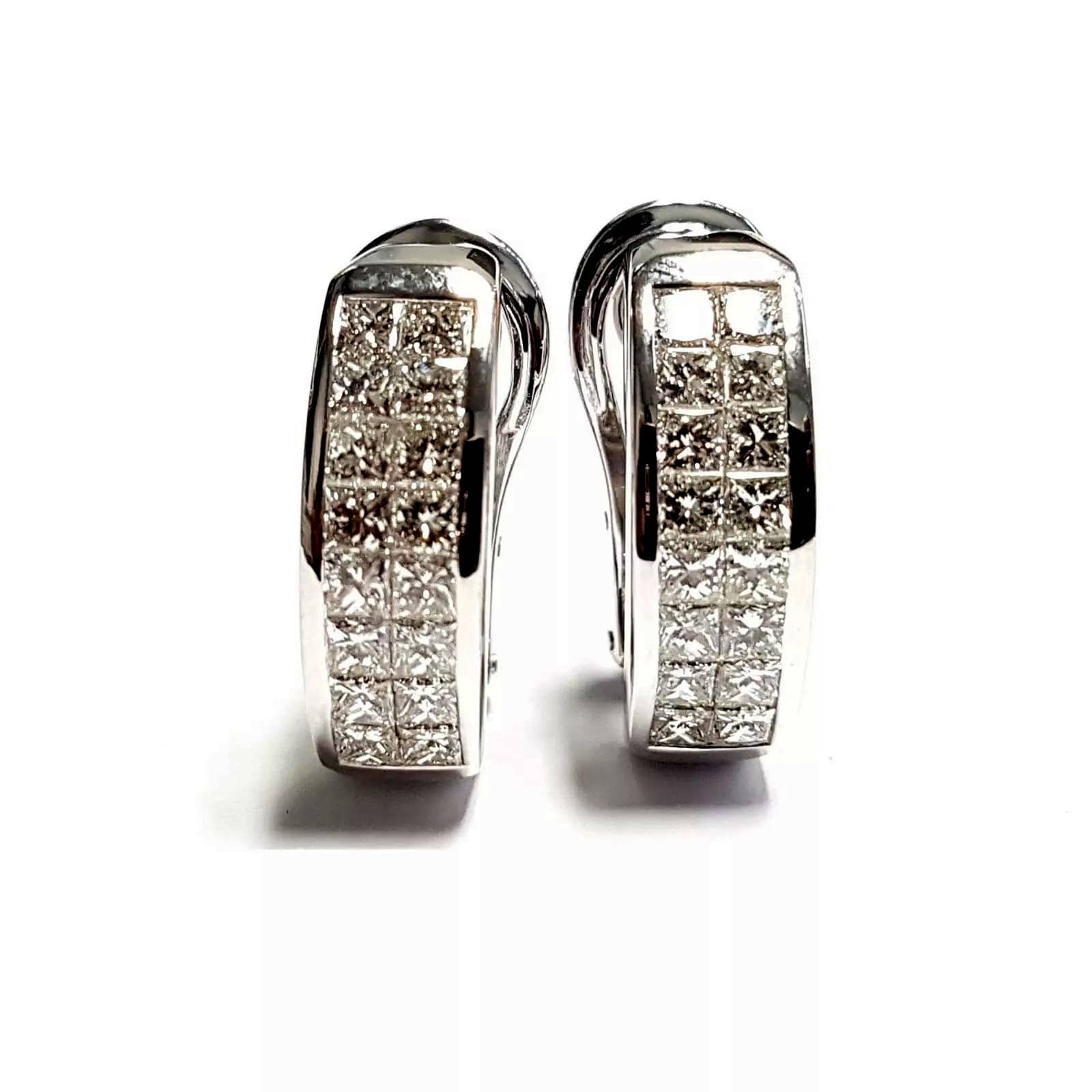 NATURAL 2.50CARAT F/VS PRINCESS CUT DIAMOND HOOP EARRING IN 18K WHITE GOLD