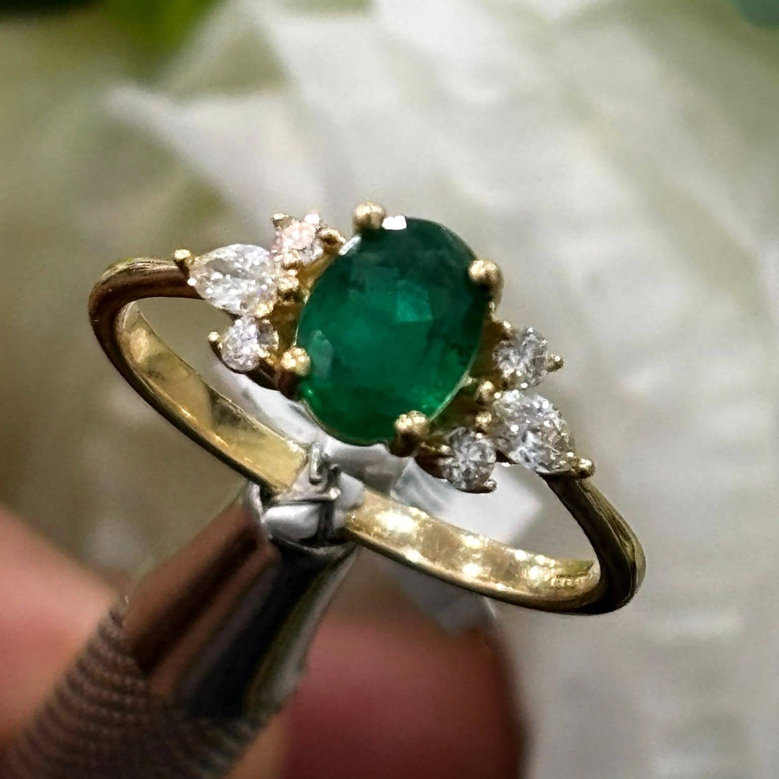 1.21Ct Green Emerald Oval & Natural Diamond Engagement Ring in 18K Yellow Gold