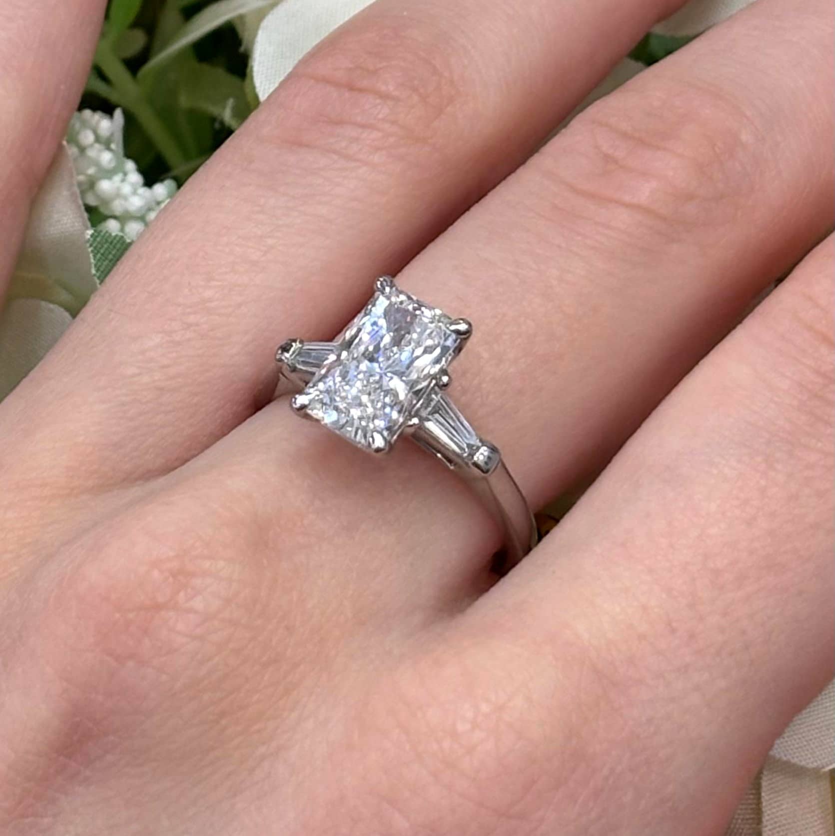 IGI CERTIFIED 2.00CT E/VS RADIANT & TAPPER BAGUETTE DIAMOND TRILOGY ENGAGEMENT RING IN PLATINUM