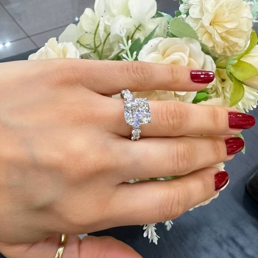 6.00CT LAB GROWN CUSHION WITH SIDE ROUND DIAMOND ENGAGEMENT RING IN PLATINUM