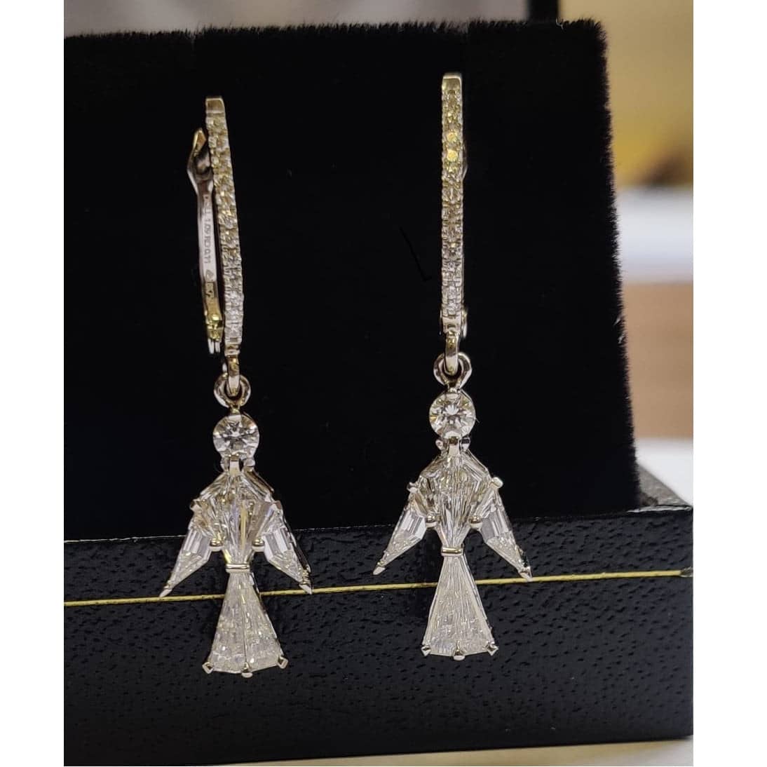 18K WHITE GOLD NATURAL MULTI DIAMOND DANGLE EARRINGS FOR WOMEN - 1.50 CARAT