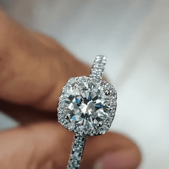 LAST PIECE 1.10CT NATURAL ROUND DIAMOND HALO WOMEN'S ENGAGEMENT RING CRAFTED IN 18K WHITE GOLD