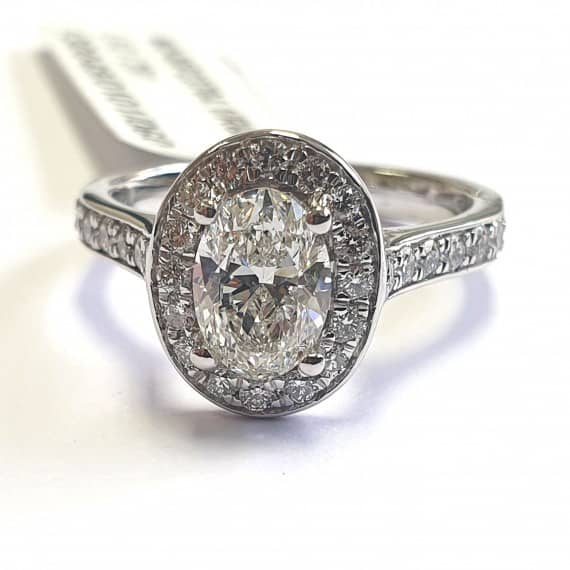 BEST OFFER..! 1.50 CT NATURAL OVAL CUT DIAMOND HALO ENGAGEMENT RING IN PLATINUM