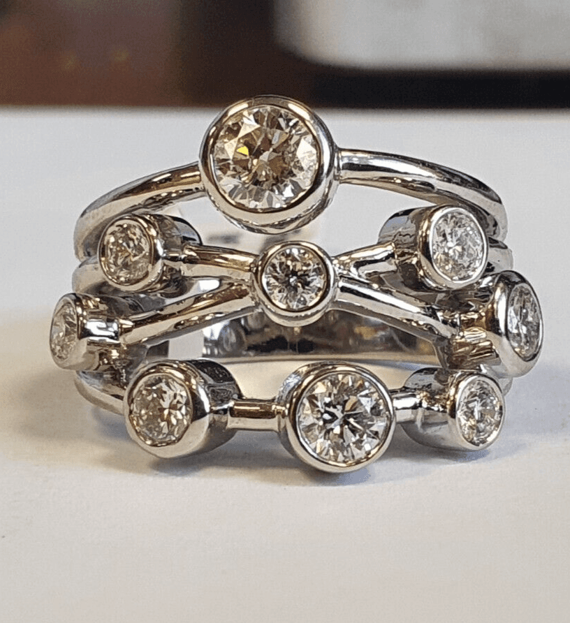 F/VS 2.05Ct Natural Round Diamond Bubble Ring, UK Hallmarked Platinum 16 GRAM