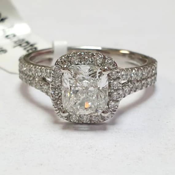 1.50 CARAT CUSHION SINGLE HALO DIAMOND ENGAGEMENT RING, PLATINUM
